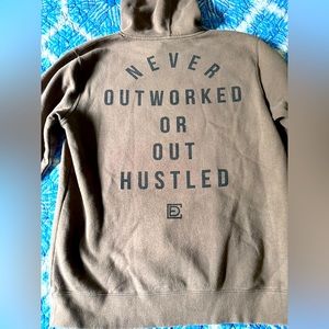 VGUC Compete Every Day hoodie size medium